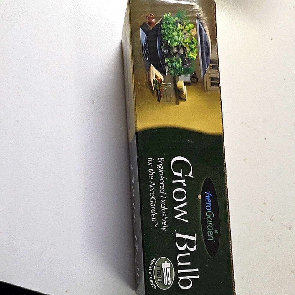 AeroGarden Grow Bulb for Indoor Plants